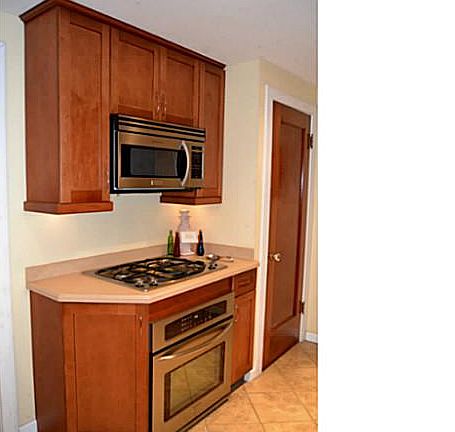 5th image of 271 Woodridge Ave