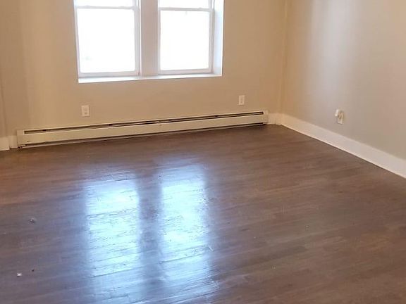4th image of 115 N Arlington Ave #204