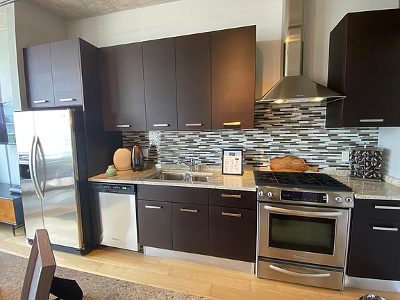 2nd image of 149 W Taylor St #822
