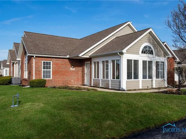 7754 Greenville Xing #10-775, Waterville, OH 43566