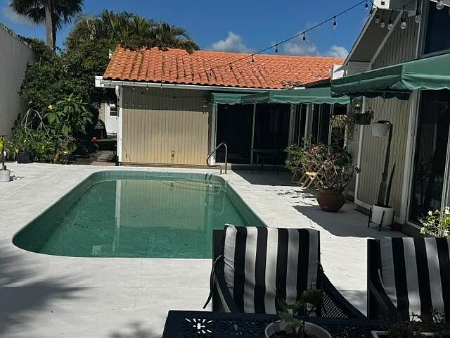 112 E Coral Fish Ln — Photo 41