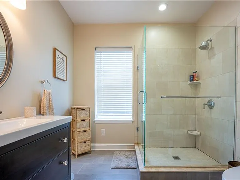 1011 Bradish St — Photo 21