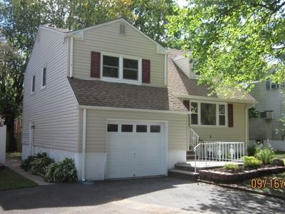 35 Barber Blvd, South Bound Brook, NJ, 08880