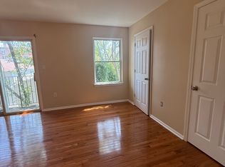 66 Seymour Ave #1L, Newark, NJ 07108