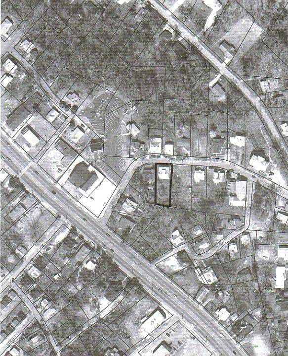 2nd image of 614 Ballard St