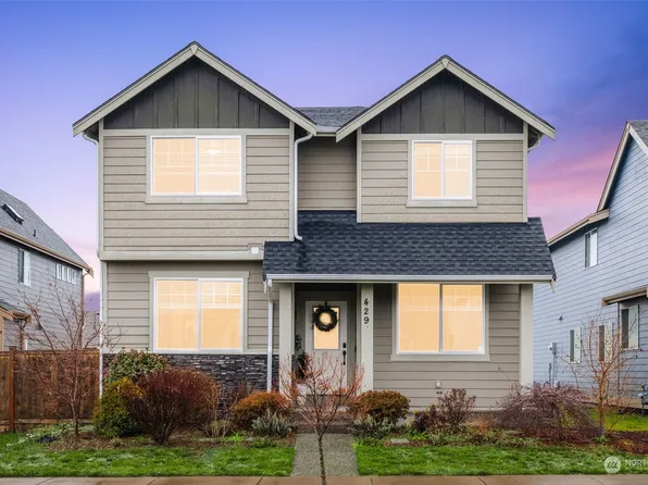 429 Bondgard Avenue E, Enumclaw, WA 98022