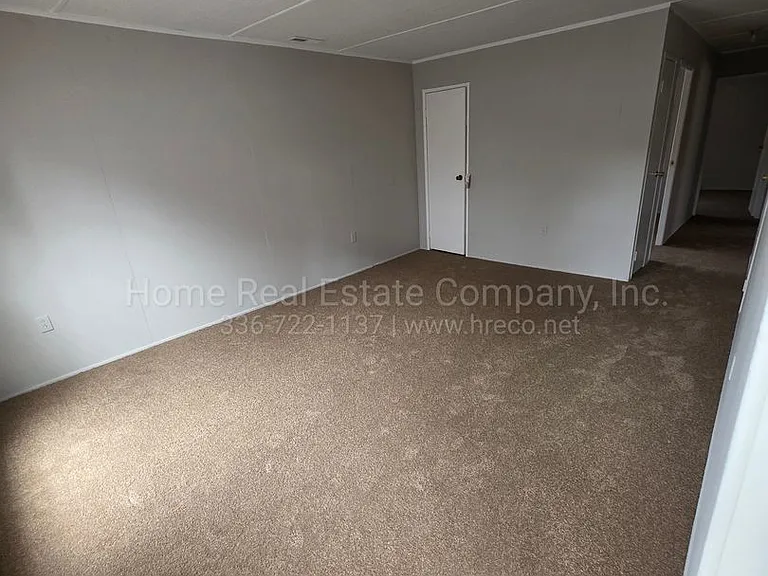 409 Mason St — Photo 9