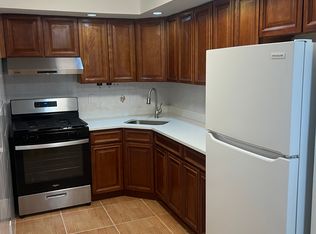 24041 68th Ave #1F, Little Neck, NY 11362