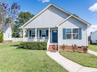 122 Webbs Mill Dr, Fort Mill, SC 29715