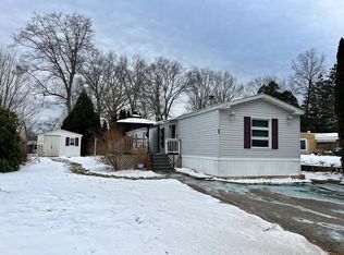 20 Conestoga Trl, Brookfield, MA 01506