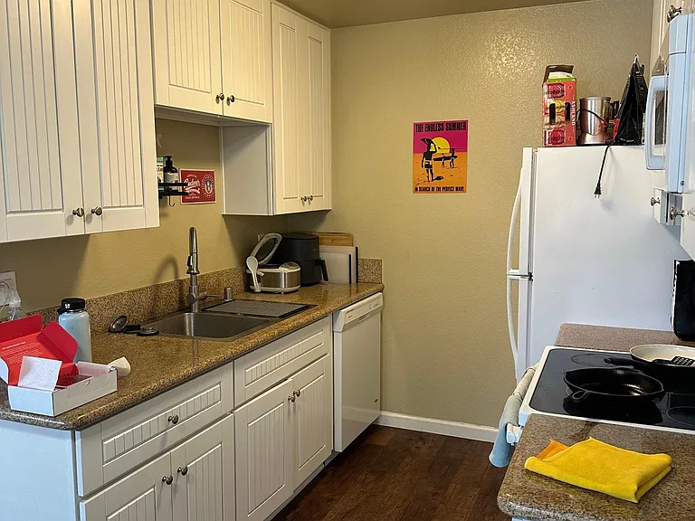 2240 Garnet Ave #1 — Photo 20