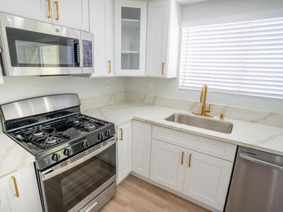 5233 Perkins Rd, Oxnard, CA, 93033