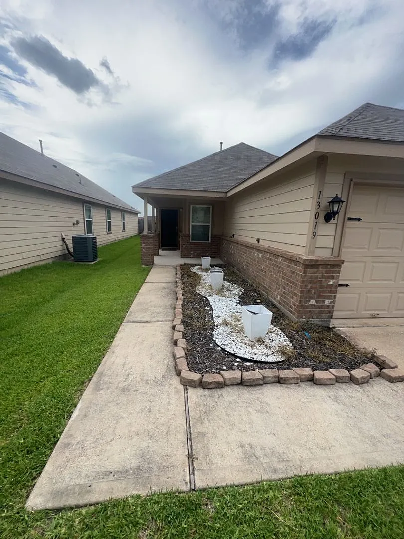 13019 Italian Cypress Trl- Ask about our No Cash Security Deposit Option — Photo 1