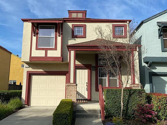 2nd image of 352 Metro Ln