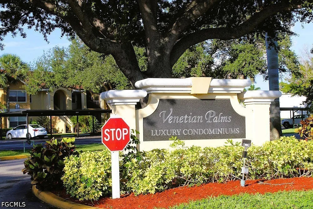 2 bed, 2.0 bath, 1033 sqft, $1,450 — Photo 1