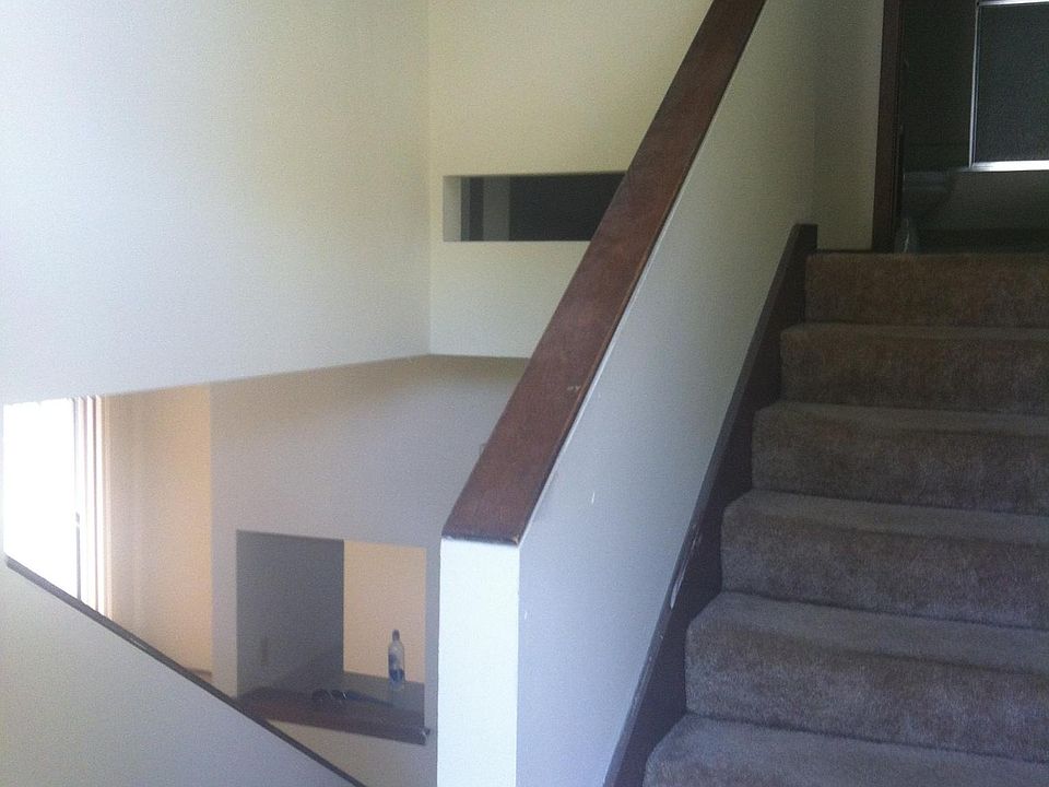 2nd image of 1713 Ohio St