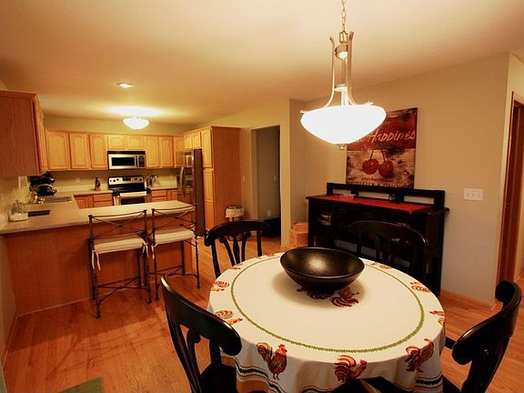 Kitchen/dining area