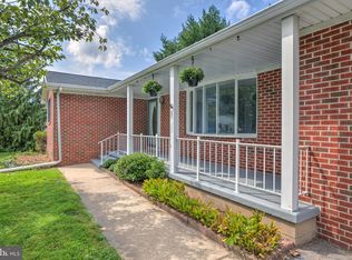 650 Edinburg Rd, Trenton, NJ 08619