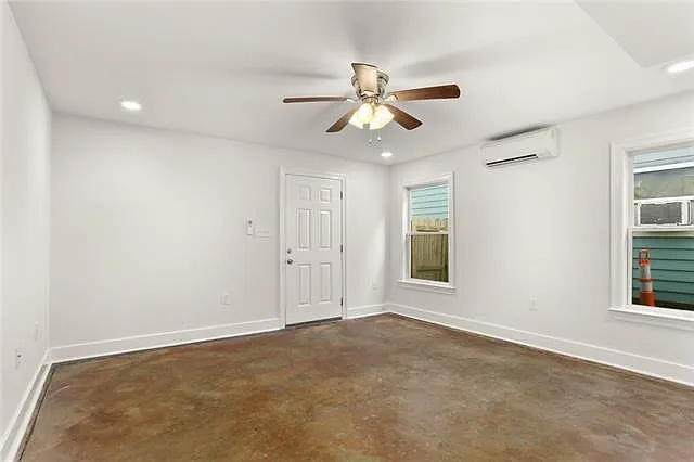 2714 Dryades St #A — Photo 5