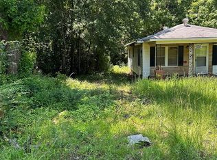 608 Burkitt St, Palestine, TX 75801