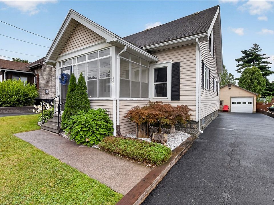 1st image of 111 Brookfield Rd