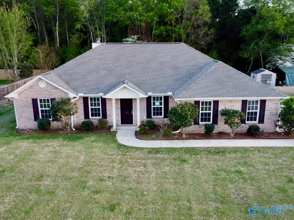 130 Willowvalley Dr, Harvest, AL 35749