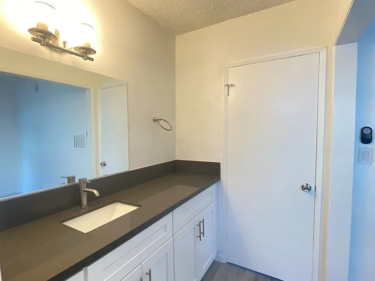 The Nicole Apartments — Photo 58