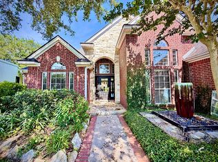 230 E 2nd St, Pt Neches, TX 77651