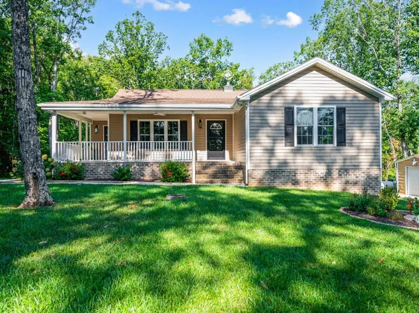 851 Wildway Rd, Appomattox, VA 24522