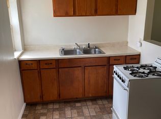 328 W 3rd St #2SECONDFLOOR, Erie, PA 16507