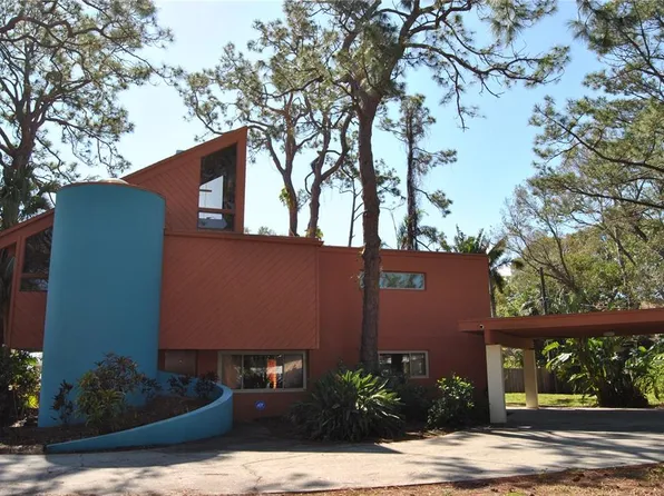 7219 Williams Dr S, Saint Petersburg, FL 33705