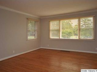 2100 Beverly Hills Dr, Vestavia Hills, AL 35216