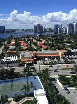 4th image of 18671 Collins Ave APT 1604