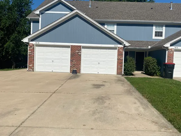 3834 SW Harbor Dr, Lees Summit, MO 64082