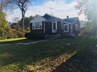 3 Frederick St, Staten Island, NY 10314