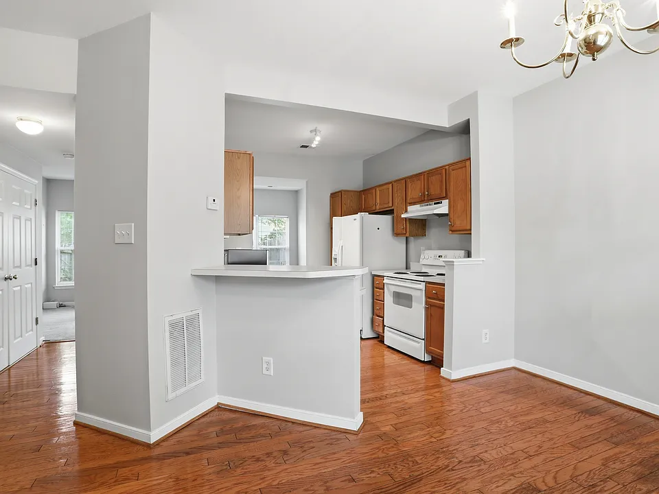 Mountain Gate Pl