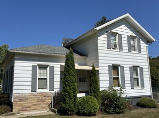 972 Michigan Ave APT 1, Adrian, MI 49221