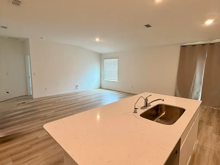 10855 Drogba Dr — Photo 9