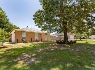 3104 Lost Creek Dr, Cantonment, FL 32533