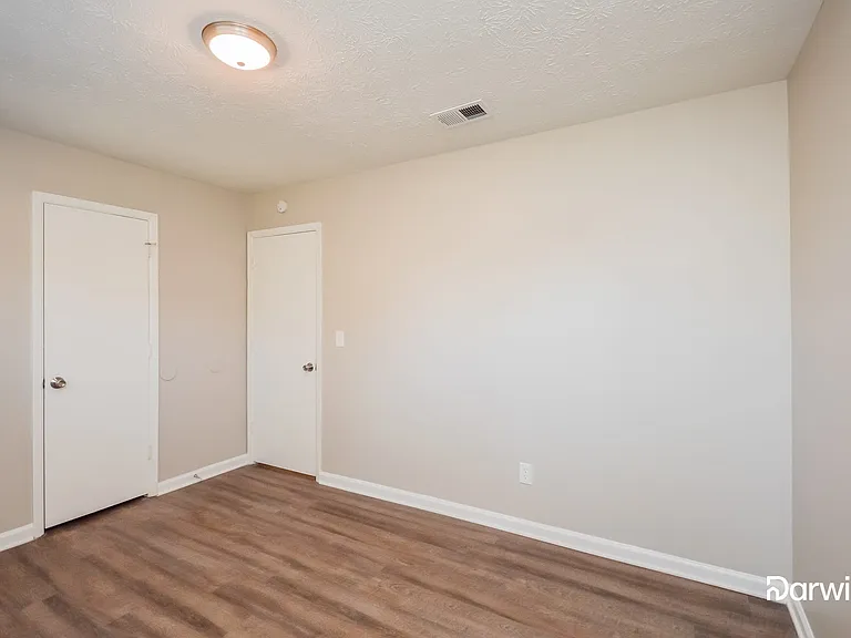 1611 Rolling Hills Trl SE — Photo 9
