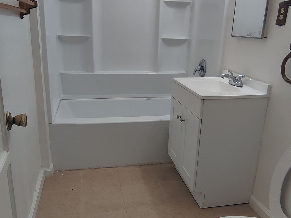 1st image of 17808 Elaine Ave #1