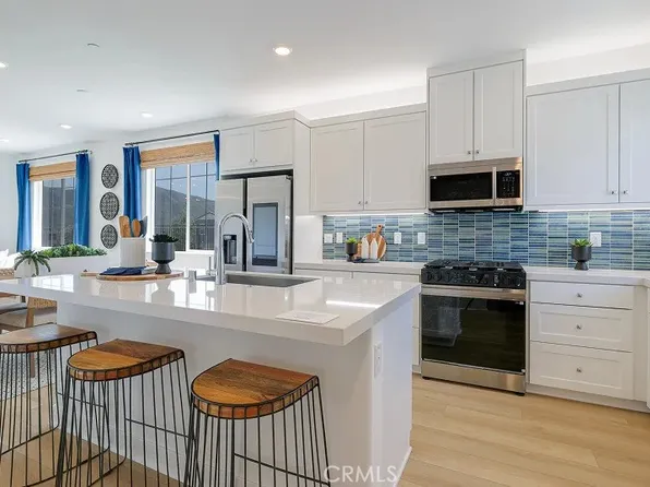 2201 Aneto Way, Santa Paula, CA 93060