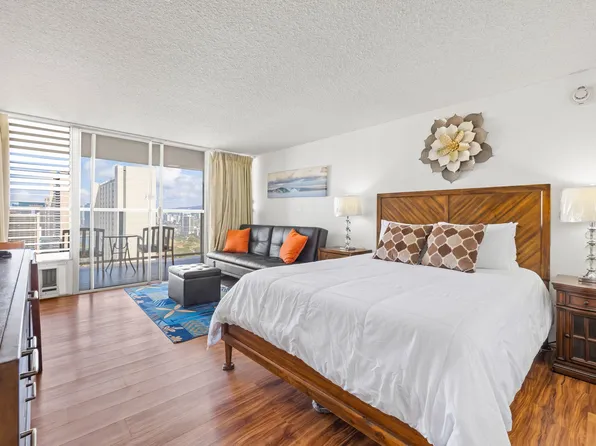 445 Seaside Ave, Honolulu, HI