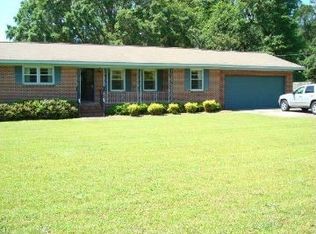 3230 W Wood Oak Dr, Macon, GA 31216