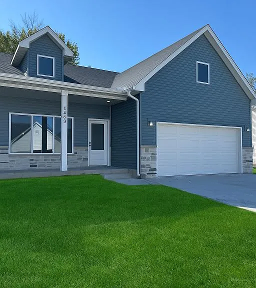1103 Emerald Cv — Photo 1