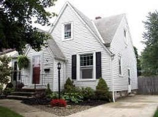15017 Columbine Ave, Cleveland, OH 44111