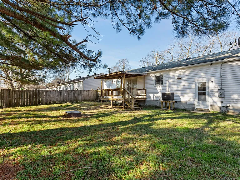 912 Harpersville Rd — Photo 22