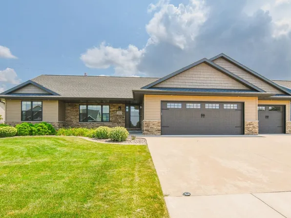 2864 Sussex Rd, Green Bay, WI 54311