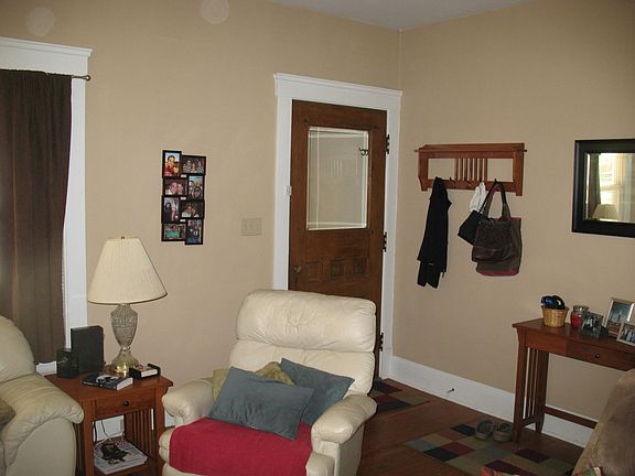 2nd image of 1471 Wagar Ave