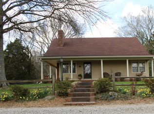 611 Otter Gap Rd, Bowling Green, KY 42101